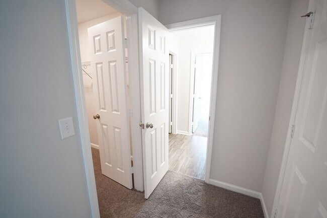 Building Photo - 125 Chilburn Cir