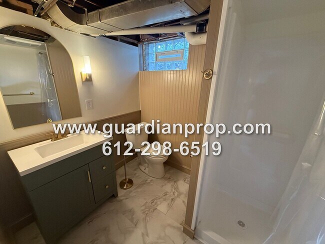 Building Photo - Highland Park House Available Now On Corner Lot, HW Floors, Updated Bath, Fenced Yard, 2 Car Garage