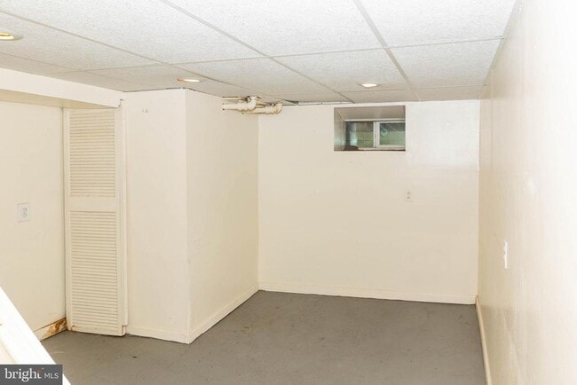 Building Photo - 2842 Cantrell St
