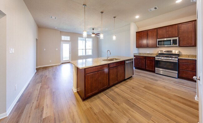 Building Photo - 3317 Rolling View Ct