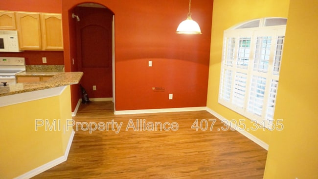 Building Photo - 1521 Parkglen Cir
