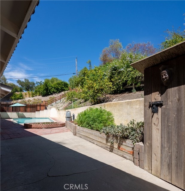 Building Photo - 12 Martingale Dr