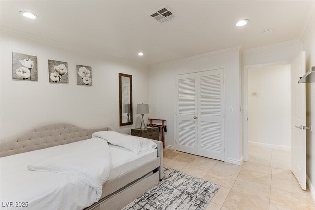 Building Photo - 2121 Rosanna St