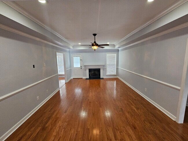 Building Photo - 219 Plantation Pointe Dr