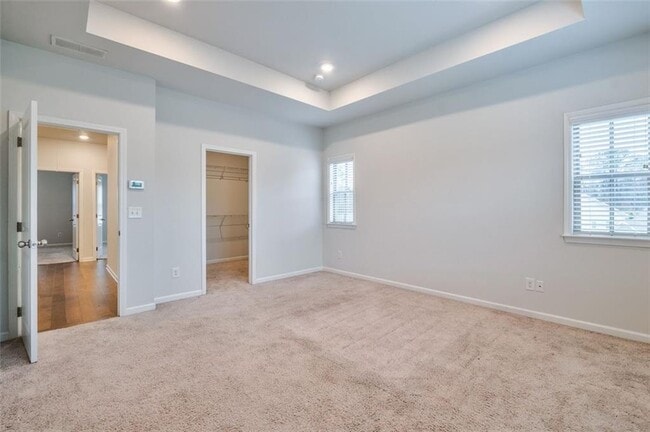 Building Photo - 2510 Great Silver Fir Aly