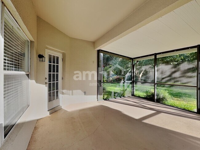 Building Photo - 1921 Darlin Cir