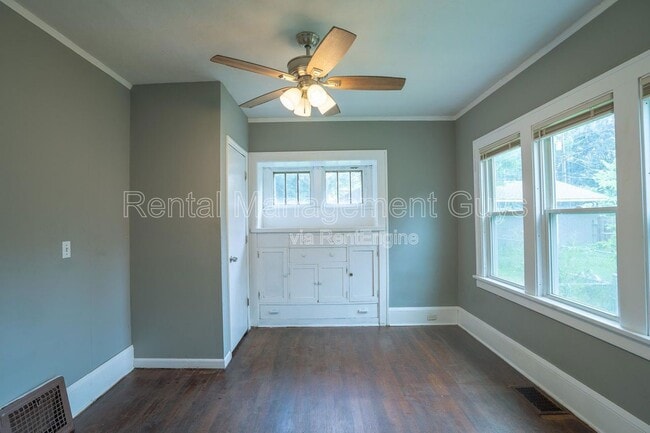 Building Photo - 4126 N Girard Ave