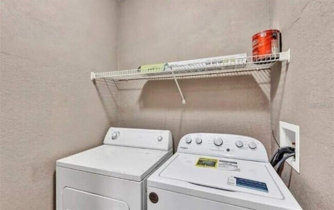 Building Photo - 3725 Castle Pines Ln