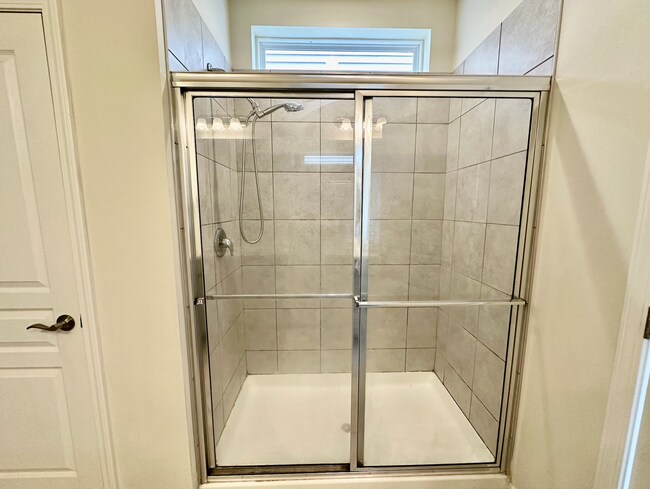 Master bedroom shower - 2750 St. Regis Way