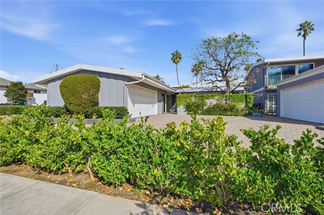 Building Photo - 1510 Westcliff Dr