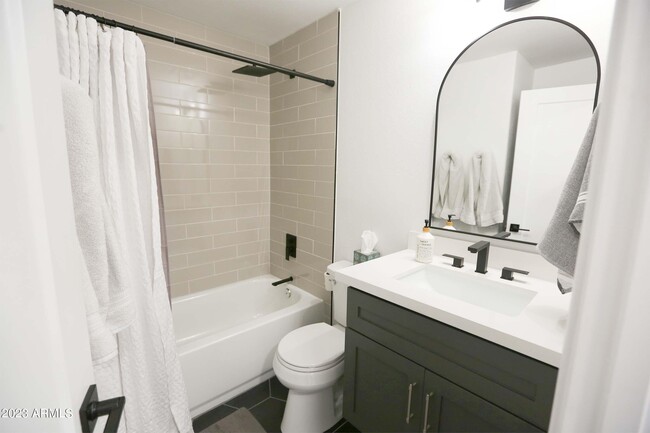 Building Photo - 11333 N 92nd St