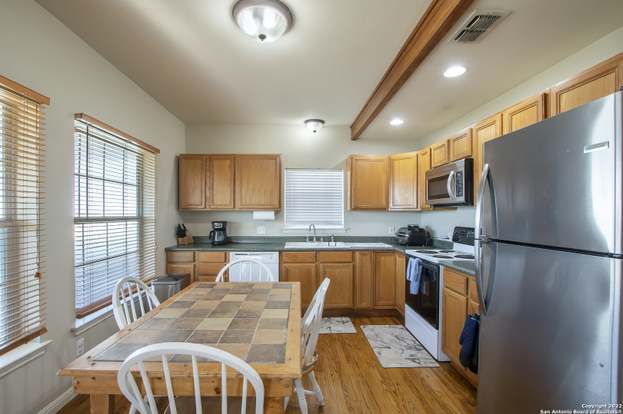 Building Photo - 542 Lonesome-
