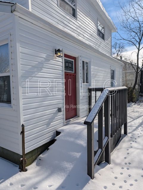 Building Photo - 2312 S 36th St