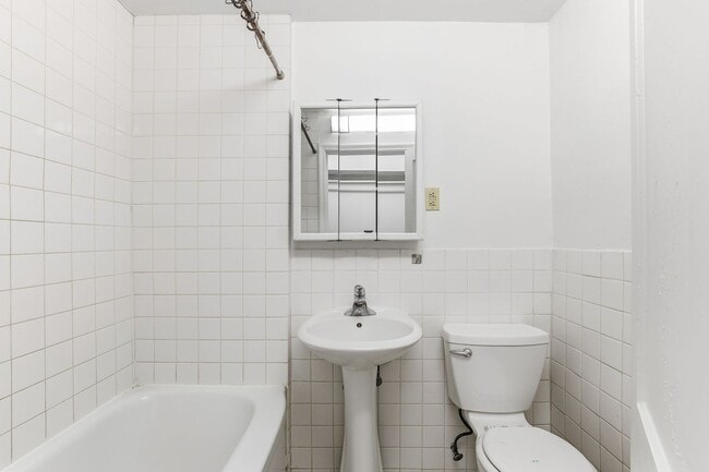 Building Photo - 1171/1173 Raymond Avenue