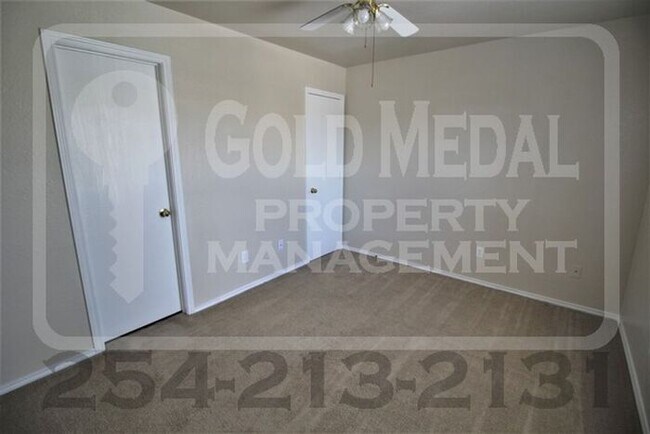 Building Photo - 1619 Inca Dr