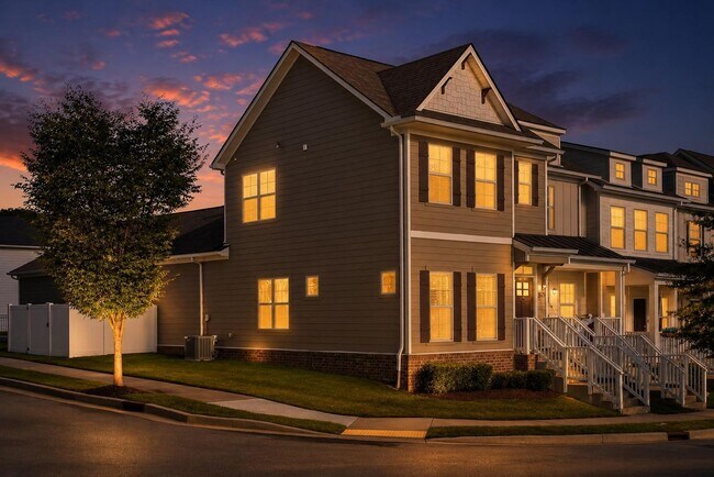 Building Photo - 1525 White Tip Ln