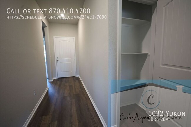 Building Photo - Move in special $800!!  New construction i...