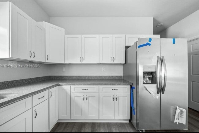 Building Photo - 1435 Las Villas Blvd