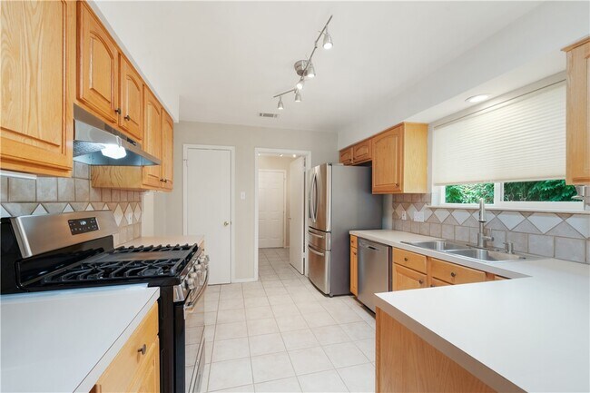 Building Photo - 11515 Powder Mill Trail
