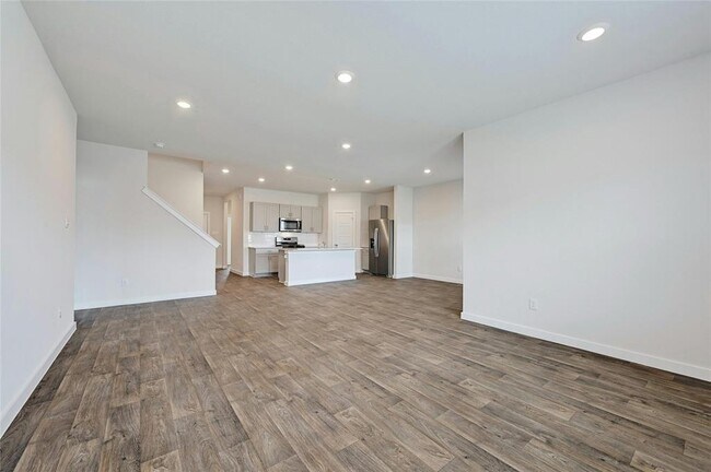 Building Photo - 313 Merriman Rd