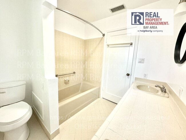 Building Photo - Bright 4-Bedroom, 2-Bath Single-Level Home with Bonus Room – Palo Alto