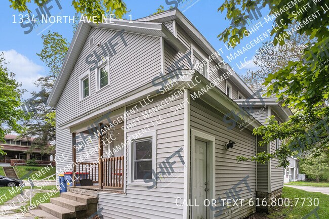 Building Photo - 1334 North Ave NE