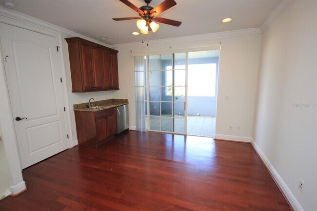 Building Photo - 6002 Yeats Manor Dr