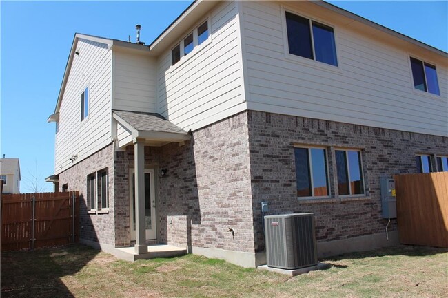 Building Photo - 508 White Steppe Way