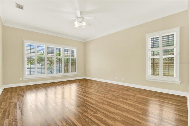 Building Photo - 4518 W Woodmere Rd