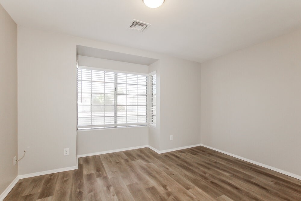Building Photo - 7317 W Greer Ave