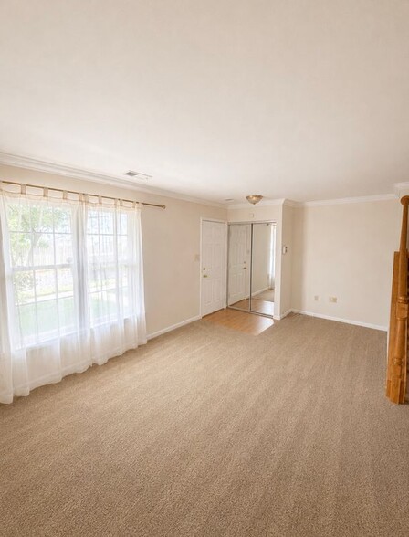 Building Photo - 11240 Kettering Pl