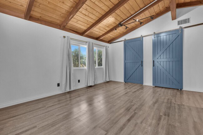 Building Photo - 3/3 HOME available NOW in DESCANSO w/ gara...