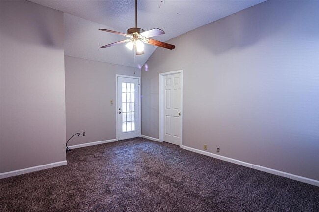 Building Photo - 3BD/2BA Home in Lakeland. Conveniently located. Pets Welcome.