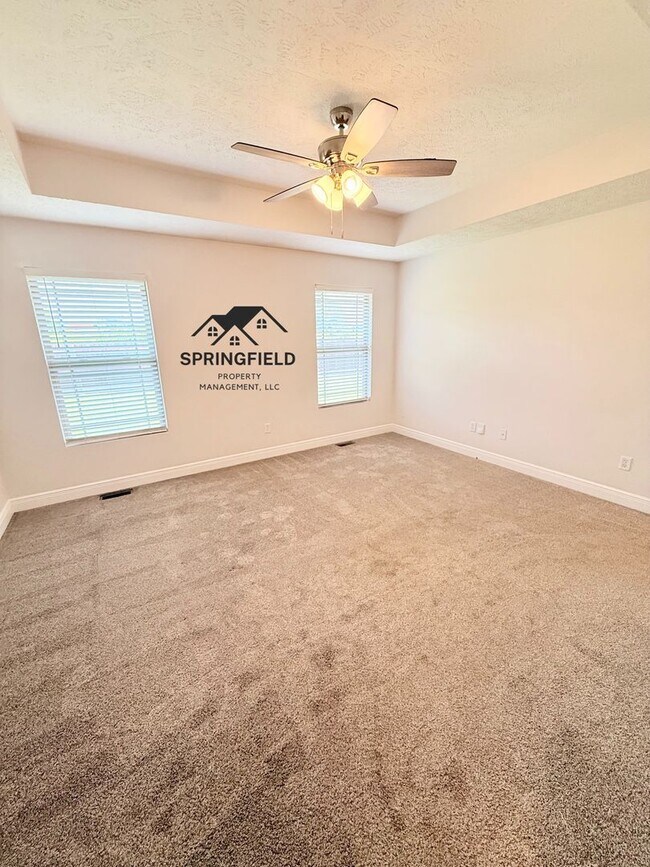 Building Photo - Bent Tree Subdivision - 4 Bedrooms w/ 3 Car Garage