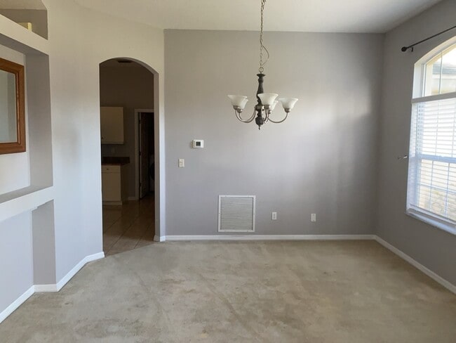 Building Photo - 8 Black Water Way