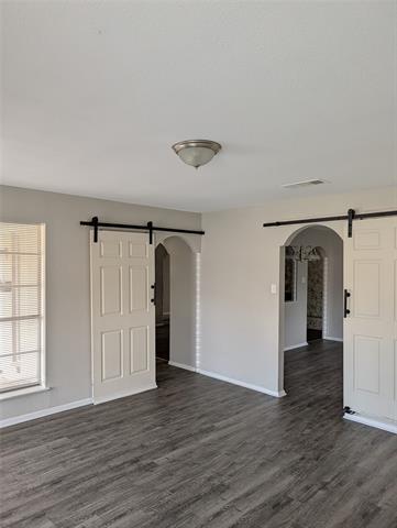 Building Photo - 2009 Ming Dr