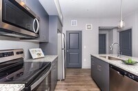 Building Photo - Fresh Living in Houston | Specials Availab...