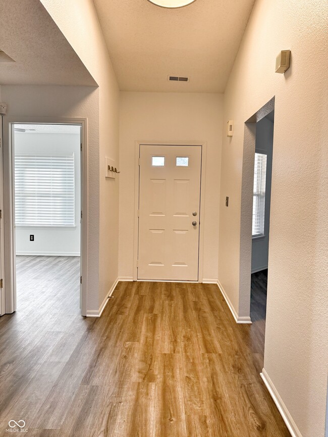 Building Photo - 776 Alvey Ct