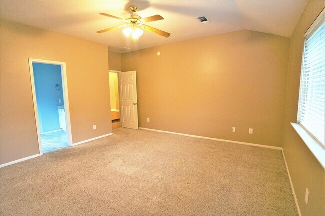 Building Photo - 16807 Dunbar Grove Ct