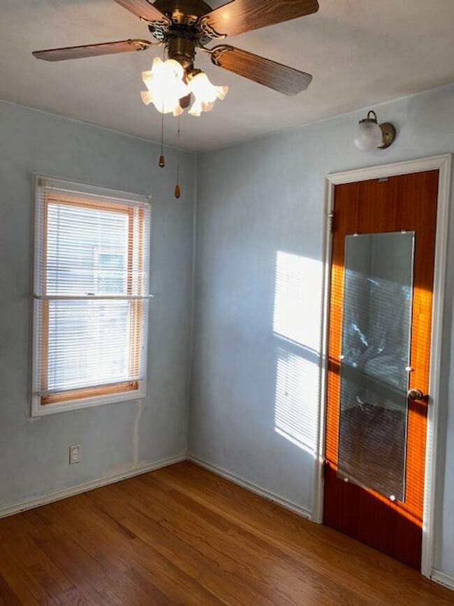 Building Photo - Large 3 bed ranch in Granite City