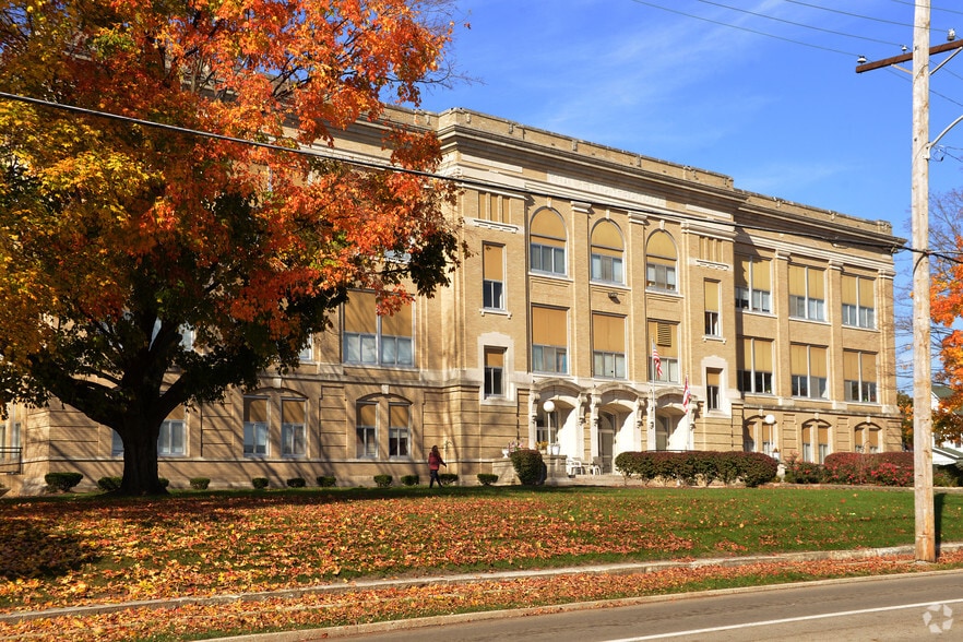 Primary Photo - Heritage Lofts