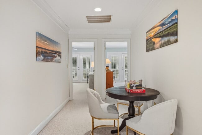 Building Photo - 21 Wallace Pate Dr