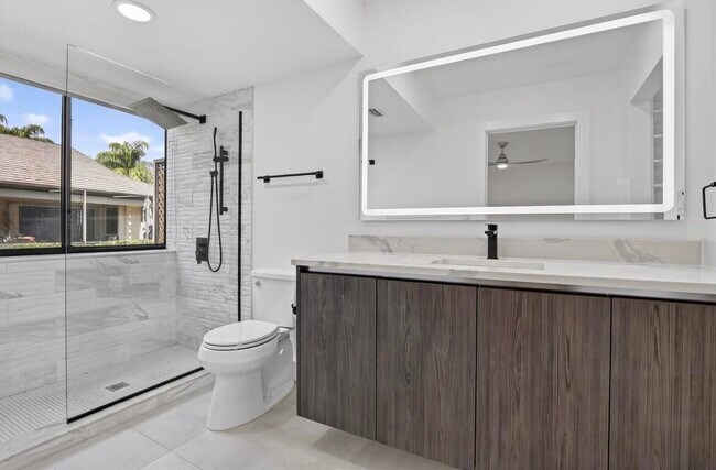 Building Photo - 373 SW 94 Terrace