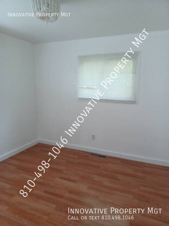 Building Photo - 5476 Westchester Dr