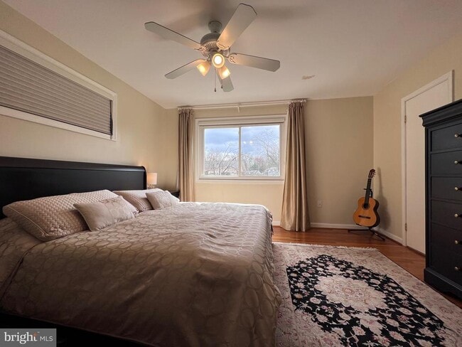 Building Photo - 6310 Carnegie Dr