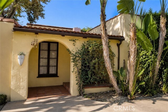 Building Photo - 5714 Cantaloupe Ave