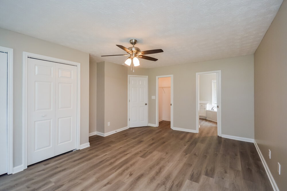 Building Photo - 9136 Tara Dr SW