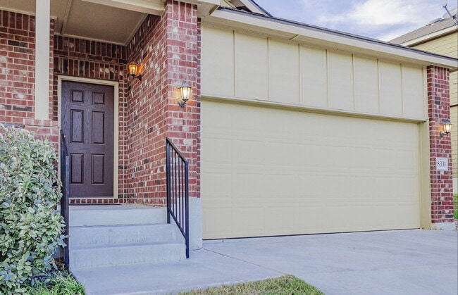 Building Photo - 8331 Bending Willow