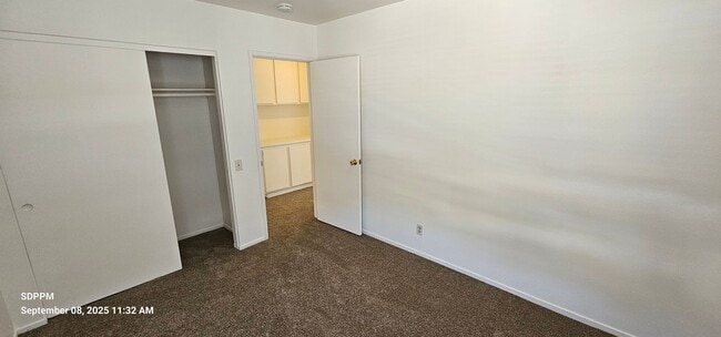 Building Photo - EL CAJON - Nice 3 Bedroom 2.5 Bath Townhou...