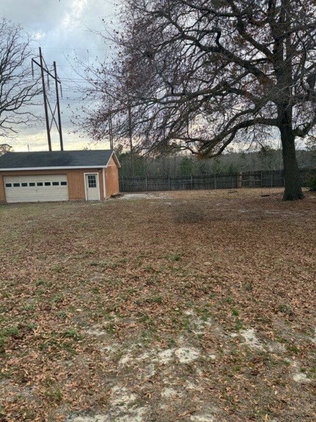 Building Photo - 3 Bed/2 Bath Home in Goldsboro